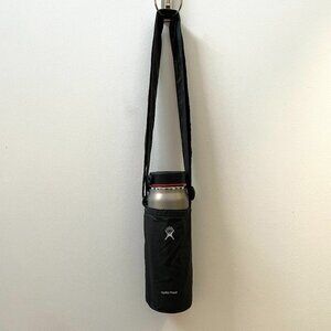 ⛺️ Hydro Flask Medium Packable Bottle Sling in Black 🛶